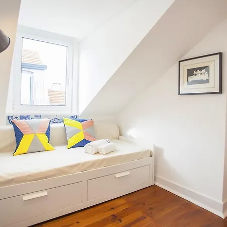 Apartment Lovelystay - Graca Terrace With River View